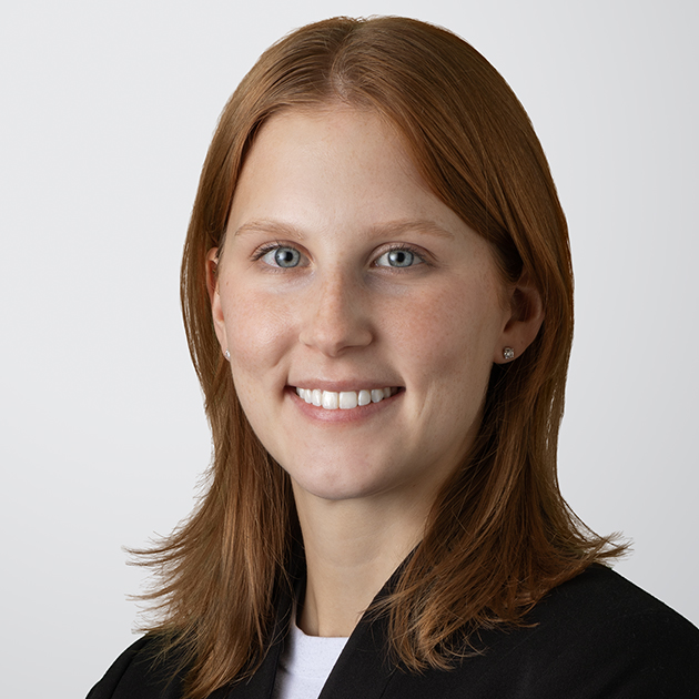 Elizabeth Bownstein Headshot