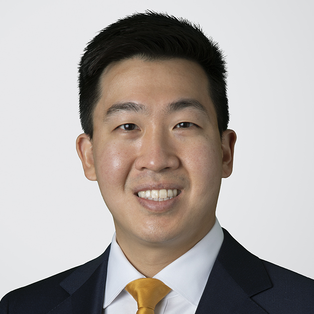 Brandon Chang Headshot