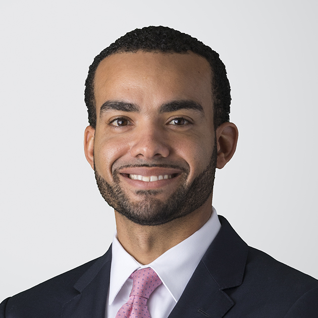 Da Morus Cohen Headshot