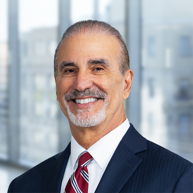 J. Raul Cosio Headshot