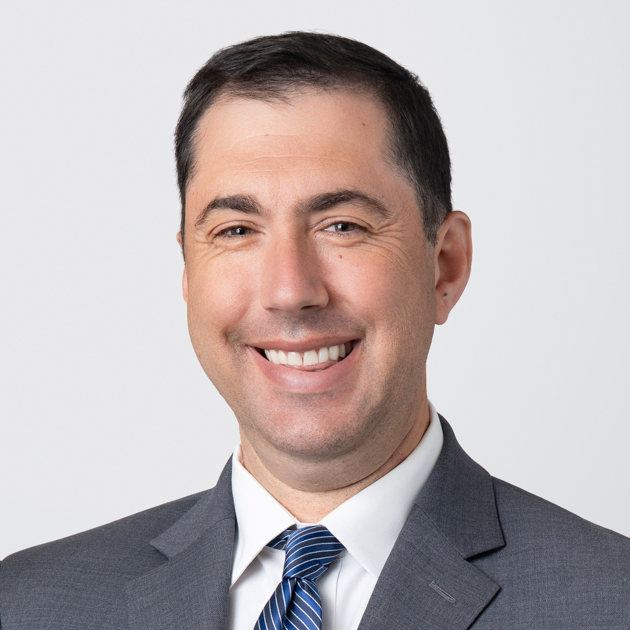 Jeffrey Davis Headshot
