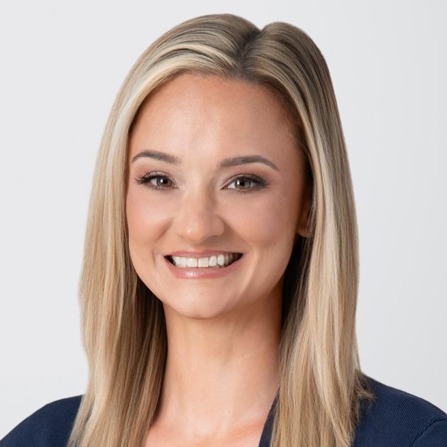 Amy Fuentes Headshot New