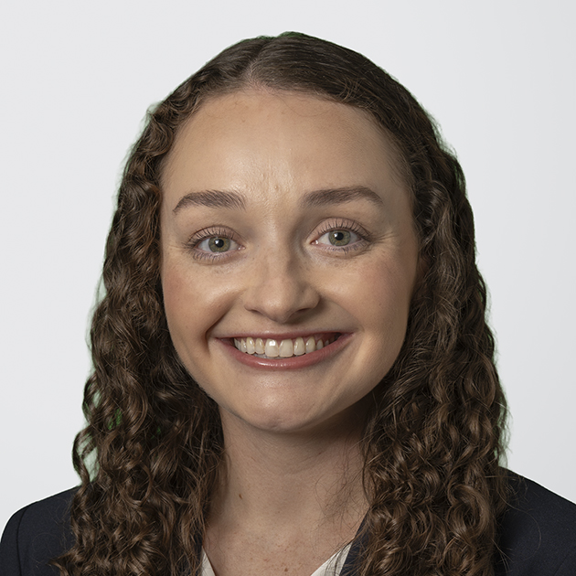 Allie Kellett Headshot