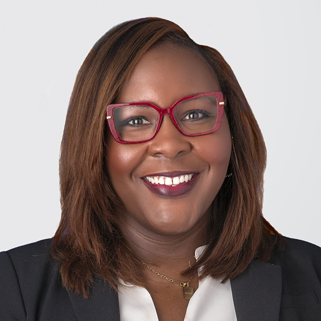 Cynthia Lee new headhost