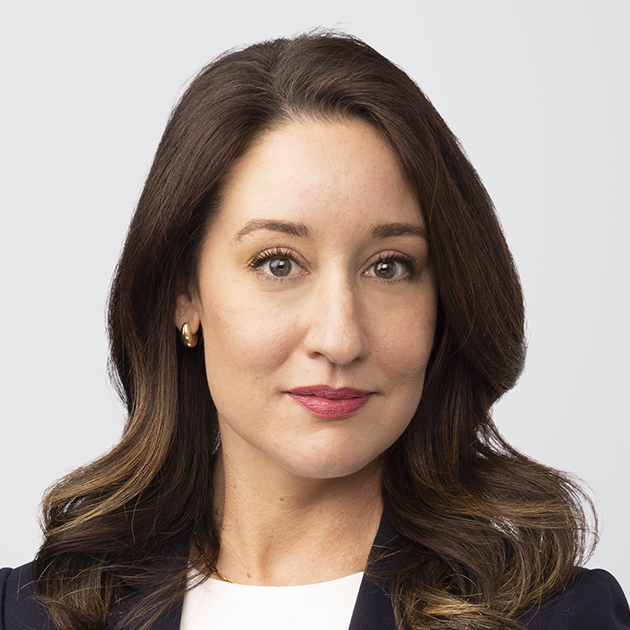 Alexis Leineweber Headshot