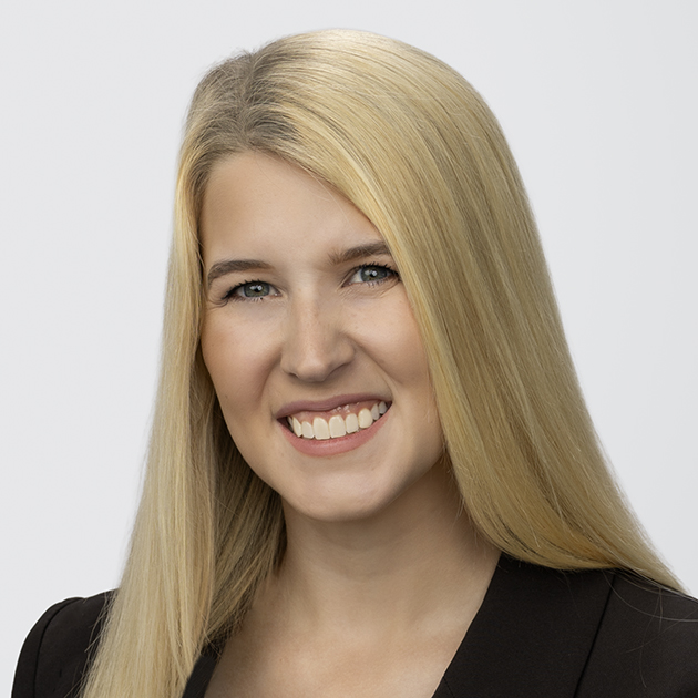 claire naylor headshot