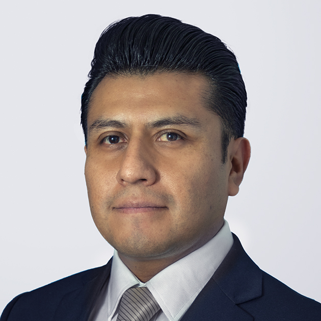 Carolos Nieto headshot