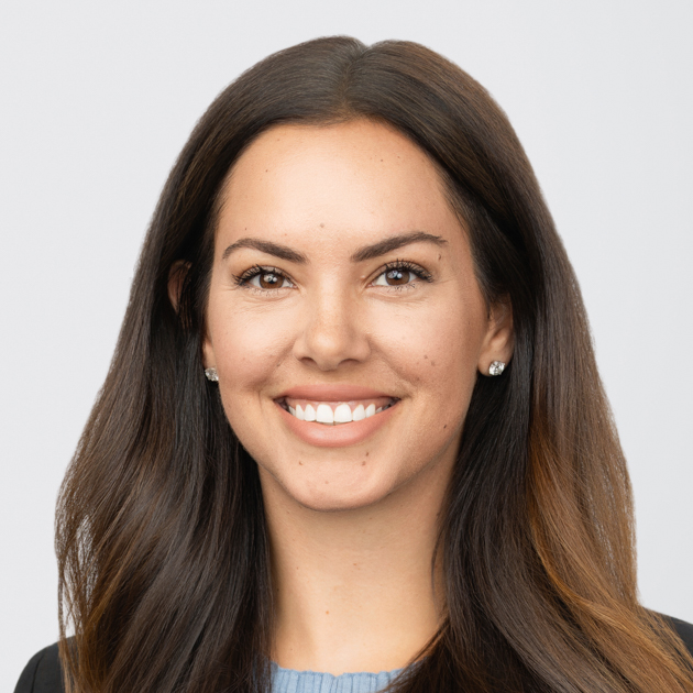 Claire Sager Headshot