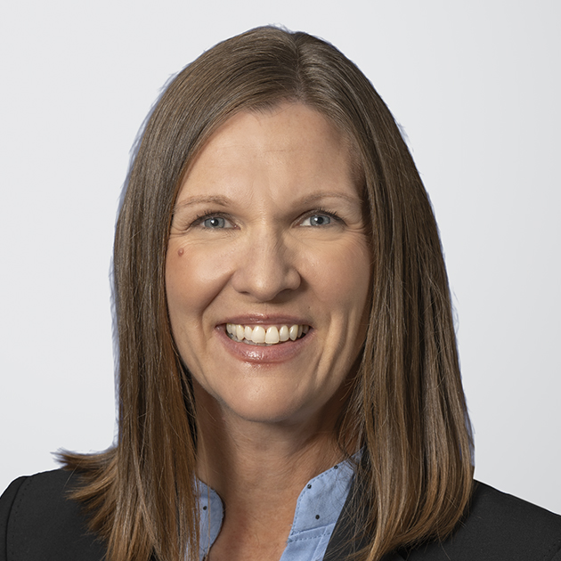 Elizabeth Schoonover updated headshot