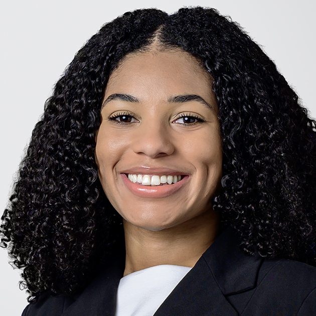 Dakota Simmons Headshot